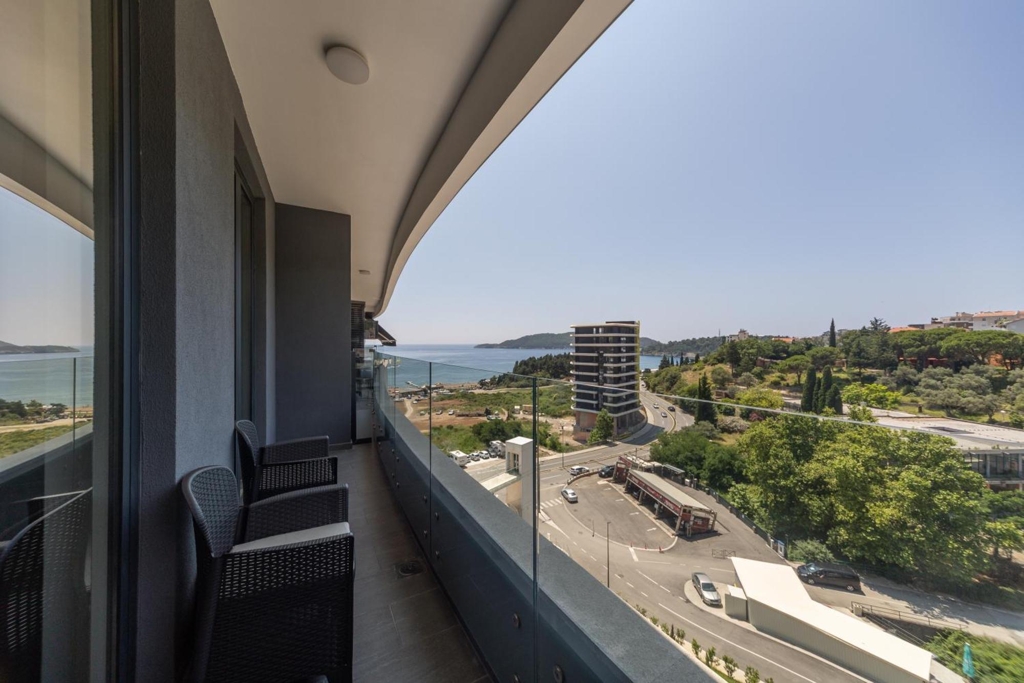 Skyline Vista Apartment Becici  Room photo
